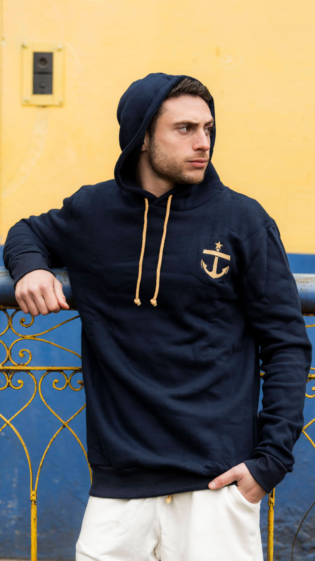 El Ancla Hoodie