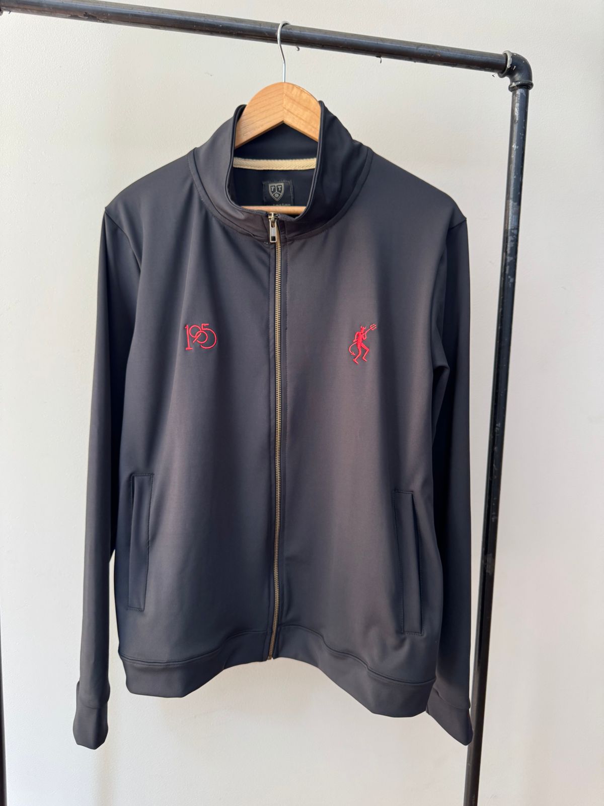 Buzo Deportivo Diablo De Segunda